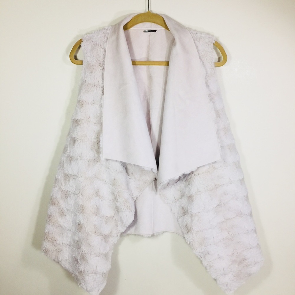 Andrew Marc New York Women’s Reversible Faux Fur Vest Cream L - Picture 6 of 8